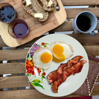 Set Elegant de 6 Farfurii Desert din Porțelan cu Motive Florale