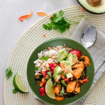 Set 6 farfurii adanci Verde masliniu mat, 21 cm