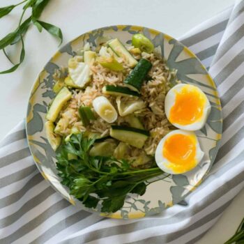 Set farfurii 12 piese, pentru 4 persoane, Hawaii, Cesiro, Alb Ivoire cu frunze gri