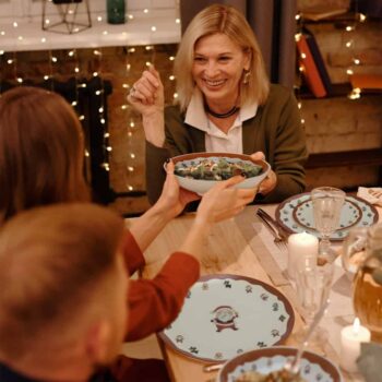 Set farfurii 18 piese, pentru 6 persoane, Christmas Time, Cesiro, Multicolor