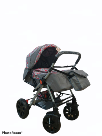 Descoperă noul Premergător și Antemergător 3 în 1, cu Funcție de Scaun de Masă, Reglabil pe Înălțime, Roti de Silicon și Muzică, în Eleganta Nuanță de Roșu!