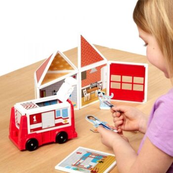 Set de joaca magnetic Statia de Pompieri- Melissa & Doug
